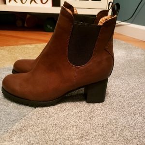 Brown boots